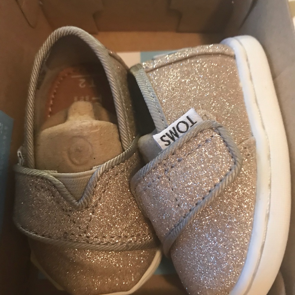Infant Tom’s Shoes